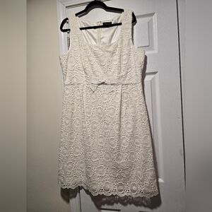 Tahari Cream Lace Mini Dress Size 16